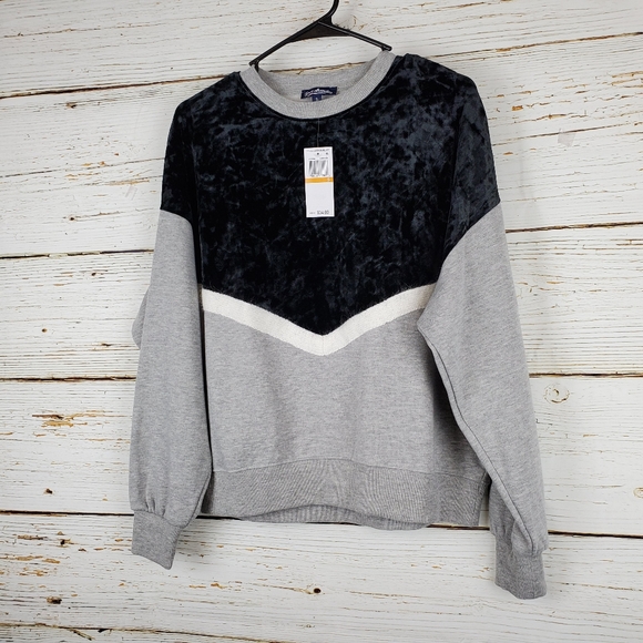 NWT Freshman Velour Top Sweatshirt - Picture 2 of 5